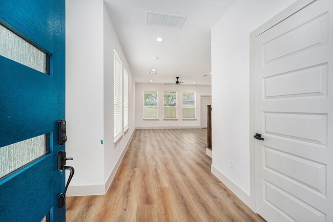 Foto del edificio - 6425 Anderson Rd