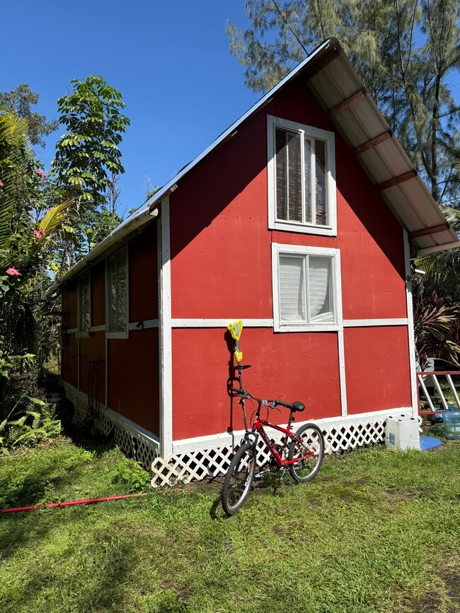 Building Photo - 15-1028 Kilika Rd