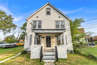 Building Photo - 11702 Brookfield Ave