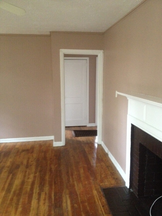 Foto del edificio - **AVAILABLE NOW**Near Ft. Benning/Columbus, GA 3 Bedroom / 1 Bathroom Home for Rent***