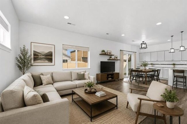 Building Photo - 124 S Glenbrook Ct
