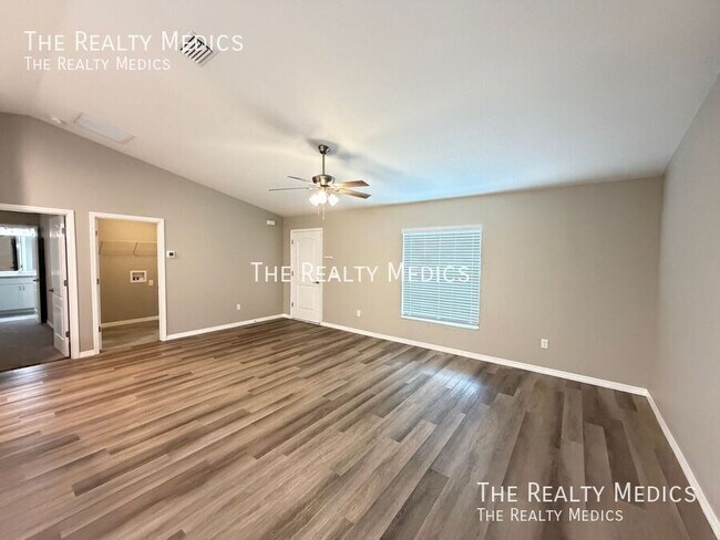 Foto del edificio - 15258 SW 43rd Avenue Rd