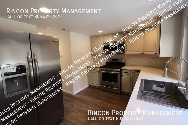 Building Photo - 2452 Manzanita Dr