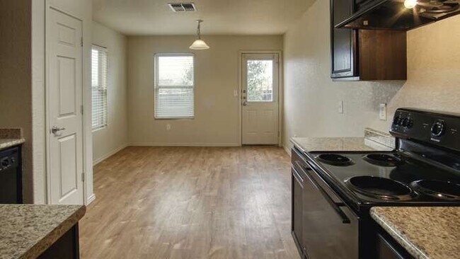 Foto del edificio - 10507 Goose Way