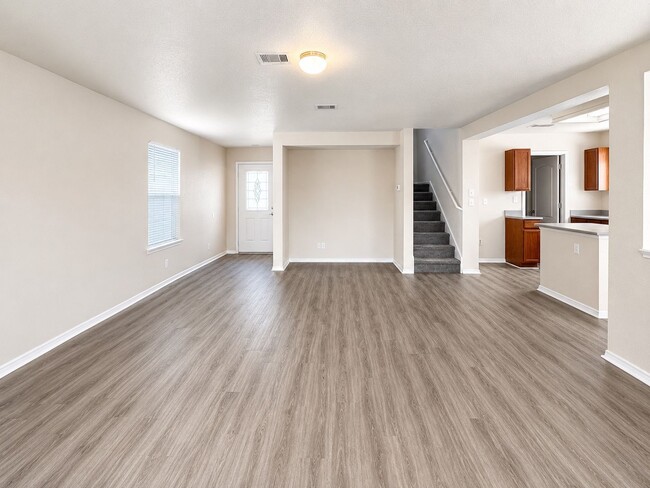 Foto del edificio - Spacious 3 Bed / 2.5 Bath in NEISD with Open Layout & 2-Car Garage – $1,795