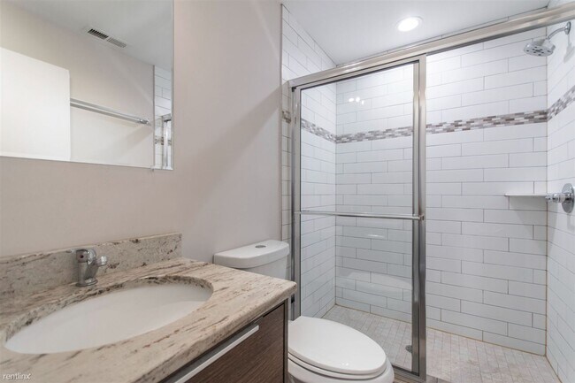 Foto del edificio - 2 br, 1 bath Duplex - 1820 HARLAN ST Unit 2
