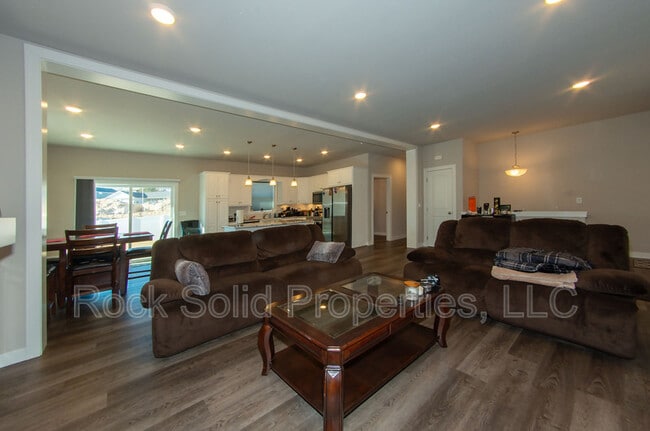 Foto del edificio - 1638 Elsie Jean Trl