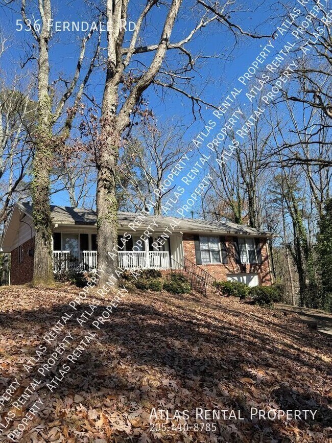 Foto del edificio - 536 Ferndale Rd