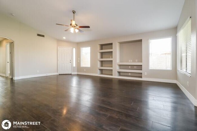 Building Photo - 16250 W Young St, Surprise, AZ 85374