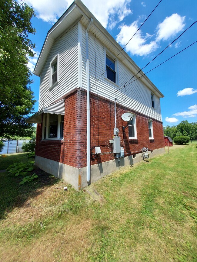 Building Photo - 5303 Pendleton Rd