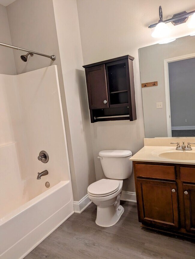 Foto del edificio - 3bedroom 2 bath home on the northside of t...