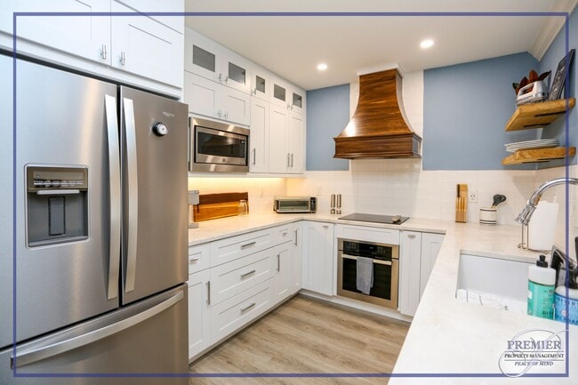 Building Photo - SUMMER SPECIAL RENT ALL 4 MONTHS JAN-APRIL...