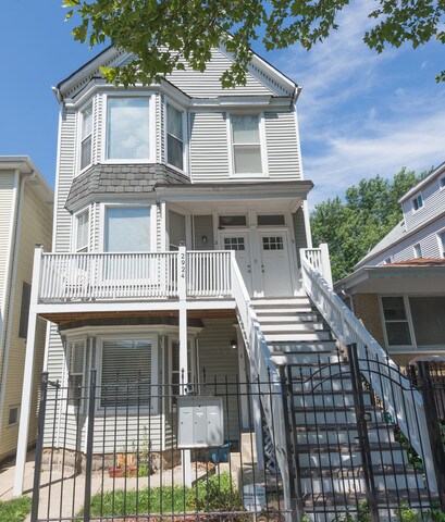 Building Photo - 2924 N Talman Ave
