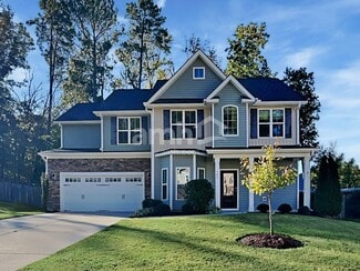 Building Photo - 102 White Ash Ln