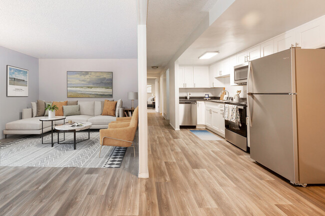 Building Photo - The 500 Townhomes