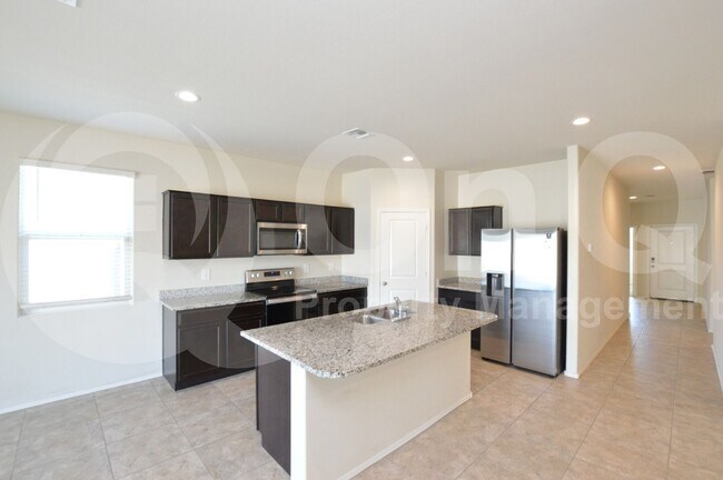 Foto del edificio - 44438 W Palo Aliso Way