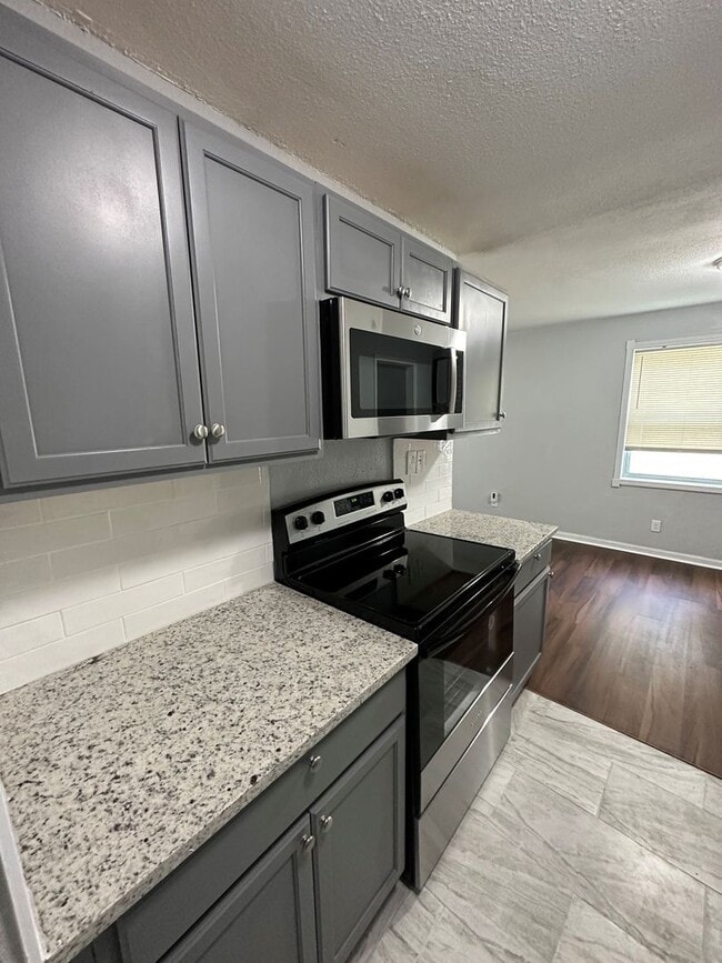 Foto del edificio - Renovated 3/2 Single Family Home Available Now!