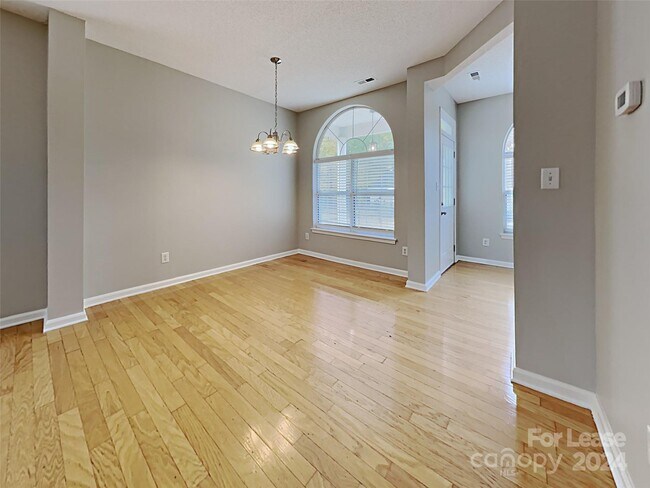 Building Photo - 9246 Kimmel Ln