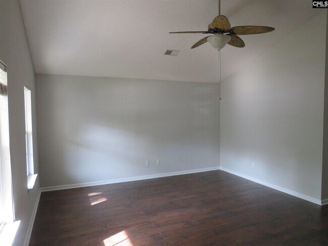 Foto del edificio - 253 Star Hill Ln