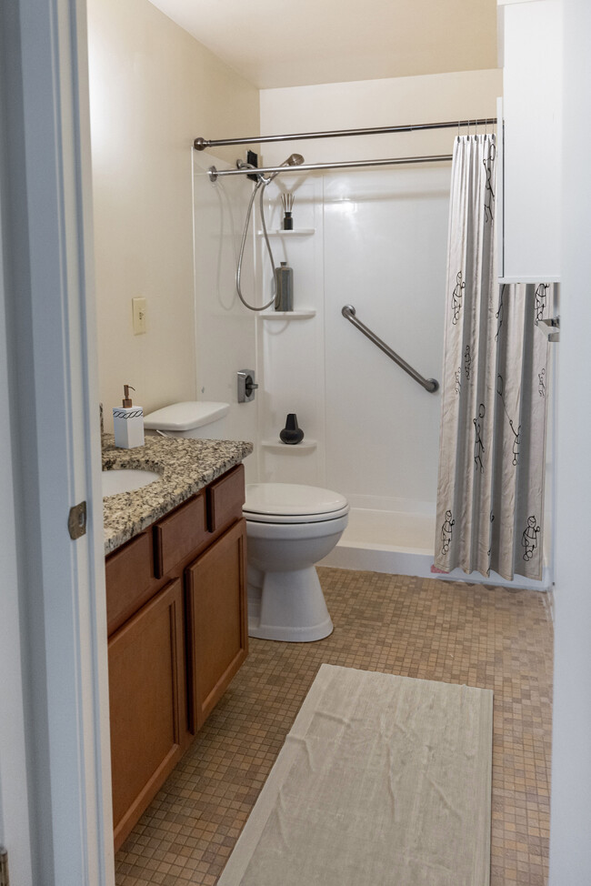 Building Photo - Smyrna Tower Apartments