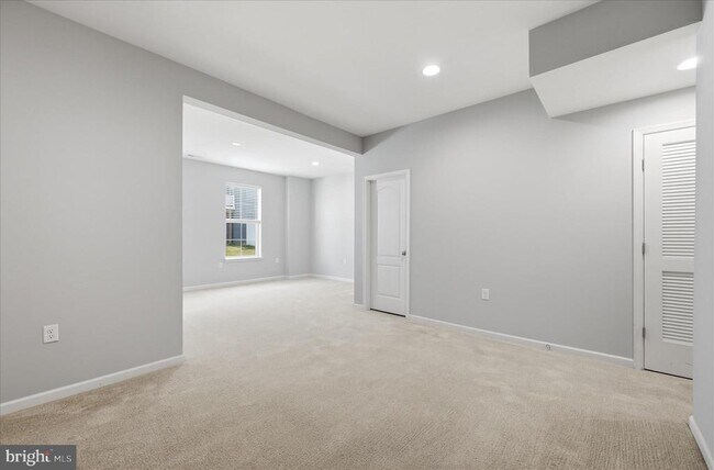 Building Photo - 117 Stribling Wy