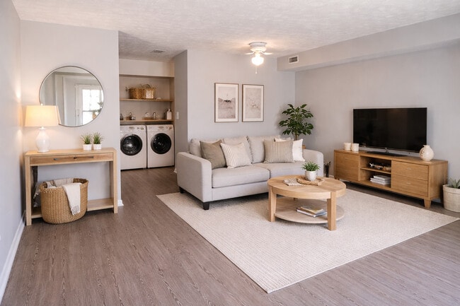 Building Photo - Clovernook Apartments