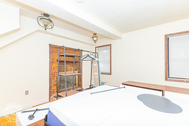 Foto del edificio - 173 N 8th St