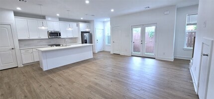 Building Photo - 1475 Ferguson Way