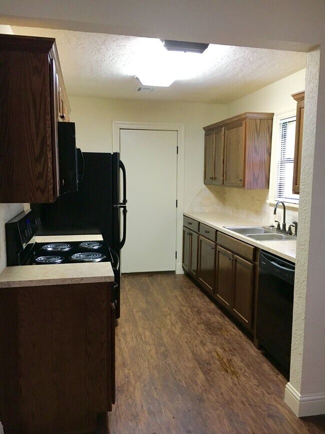Foto del edificio - 829 NW 17th St