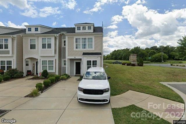 Foto principal - 3682 Aldeburgh Rd SW