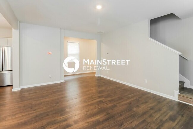 Foto del edificio - 4 Bedroom Pet-Friendly Home in Hampton, GA with Main Street Renewal