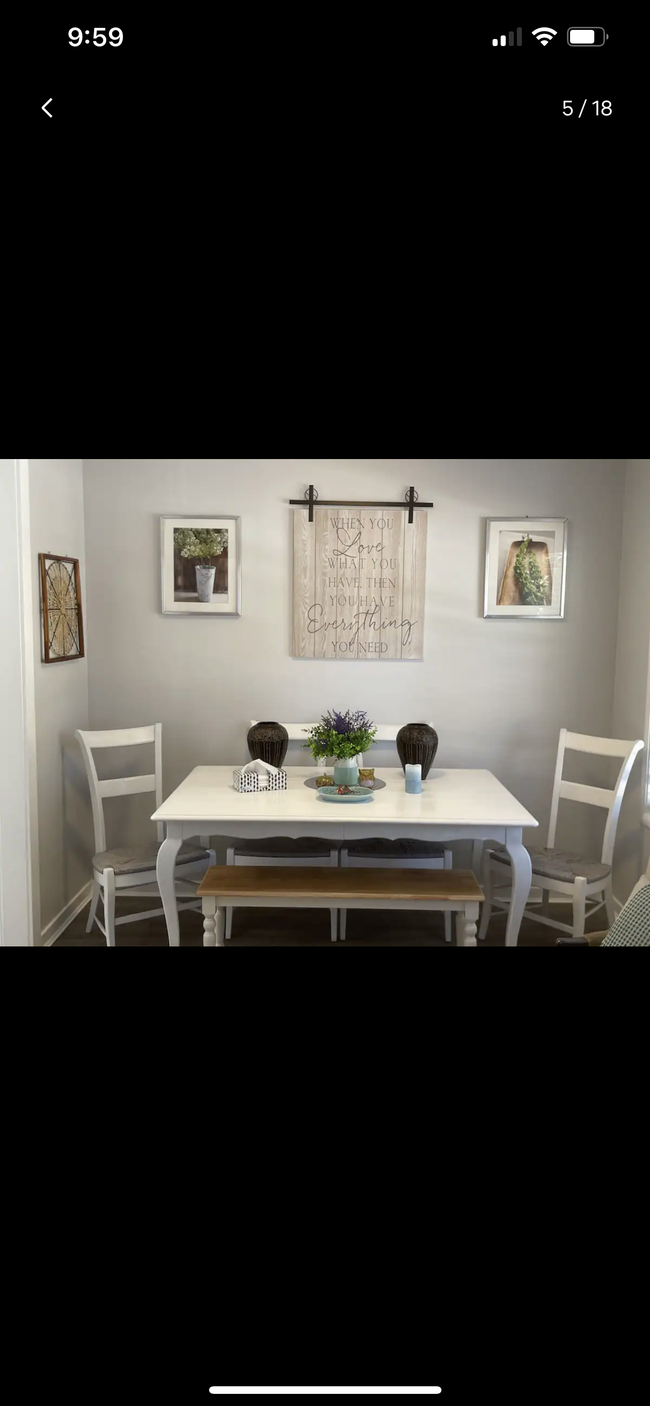 Dining room , seats 6 or can be used as workspace - 950 4th St