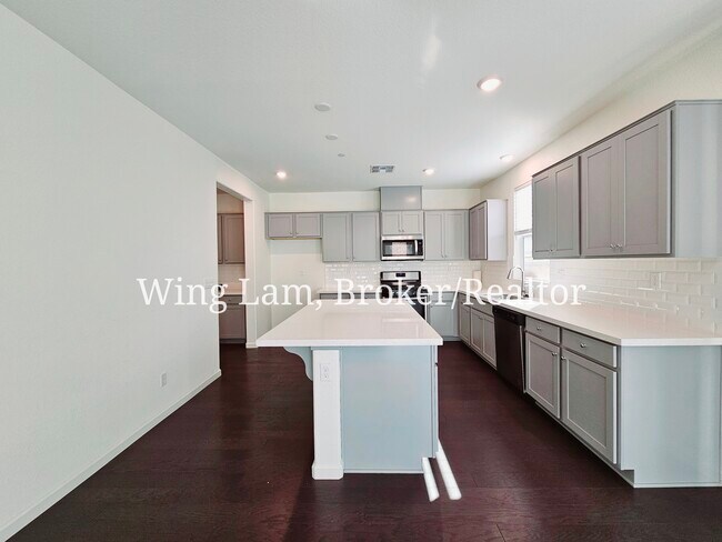 Building Photo - 3165 Sunny Gate Ln