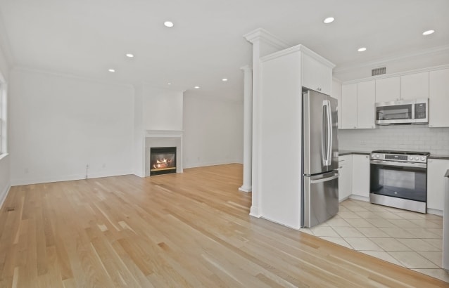 Interior Photo - 147 Holly Hill Lane