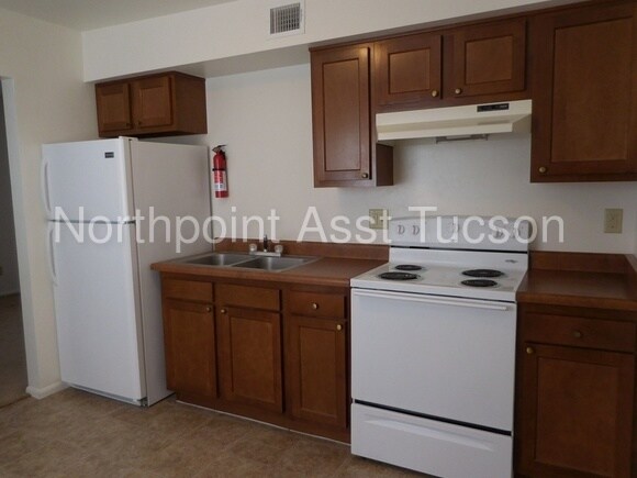 Foto del edificio - 3742 N Fairview Ave