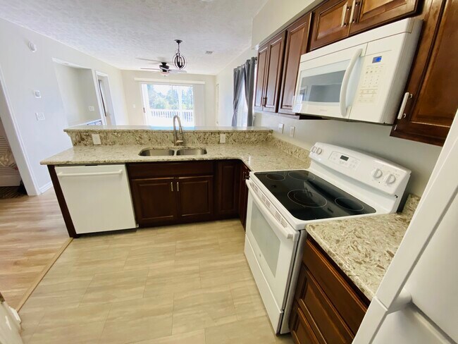 Building Photo - 514 White River Dr