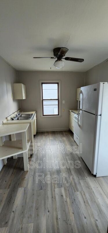 Foto del edificio - 204 W Main St