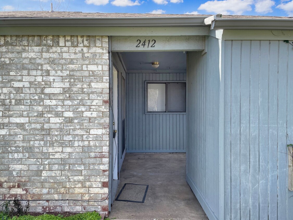 Primary Photo - Windy Pine Duplex