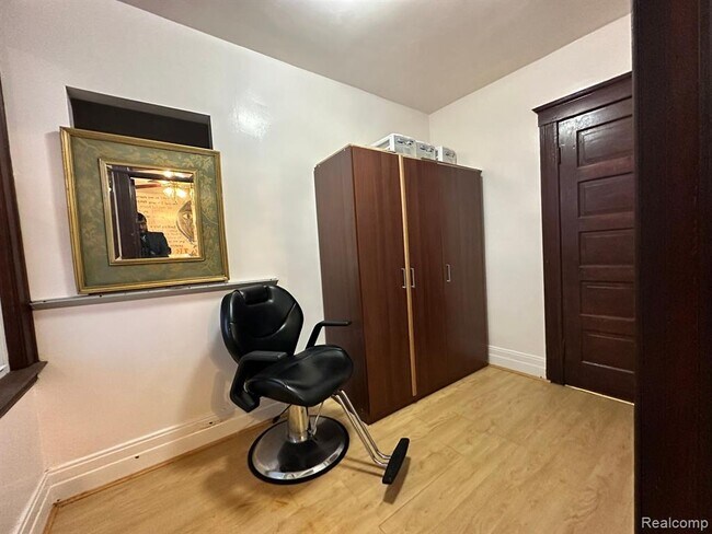 Foto del edificio - 2661 Belmont St