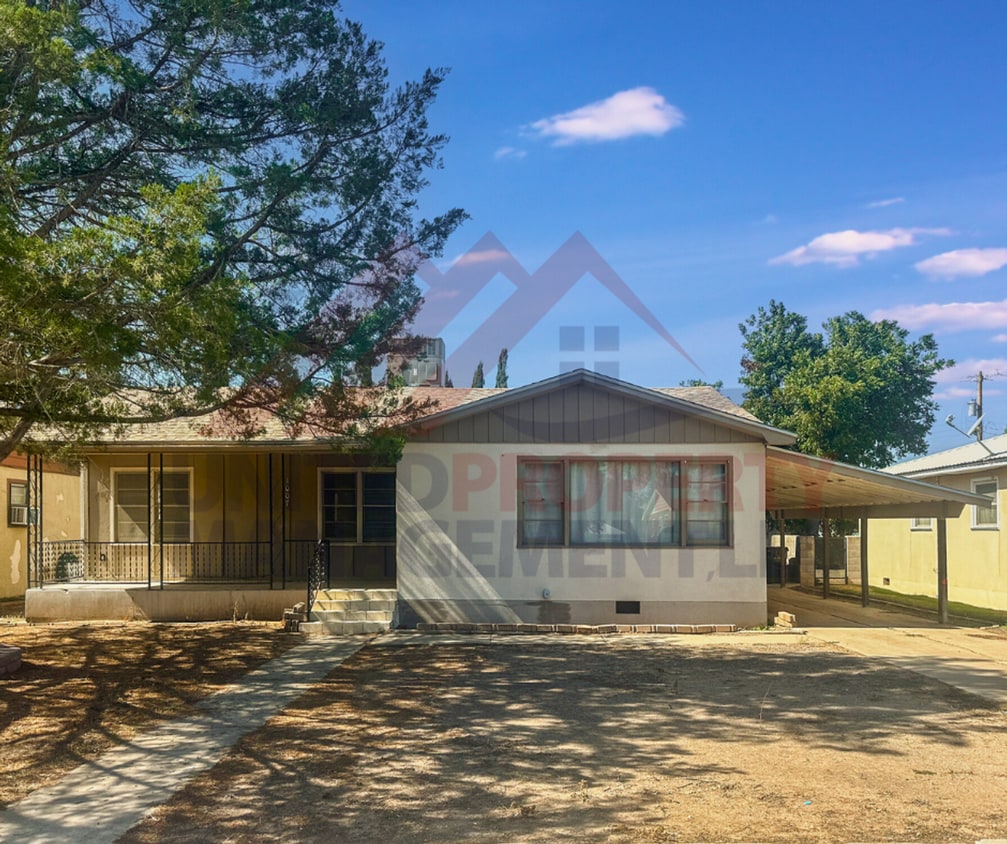 Primary Photo - 3 bedroom 1 bathroom for rent