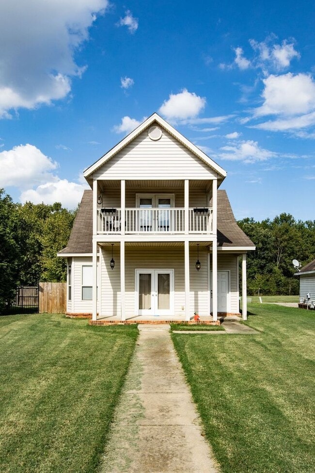 Building Photo - 3614 N Tower Cir