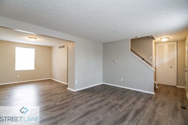 Foto del edificio - REDUCED! - Now offering 1/2-month free!