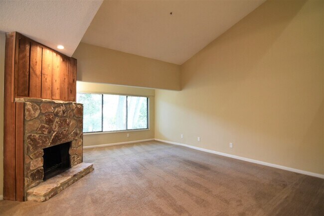 Foto del edificio - 3br 2ba Gated Community just south of DOWNTOWN ORLANDO!!!