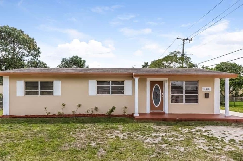 Primary Photo - 1360 NW 173rd Ter
