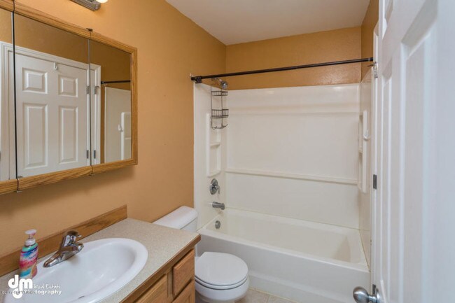 Building Photo - 12484 Silver Fox Ln