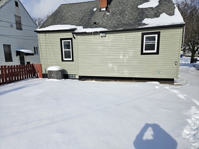 Foto del edificio - 13209 Liberty Ave