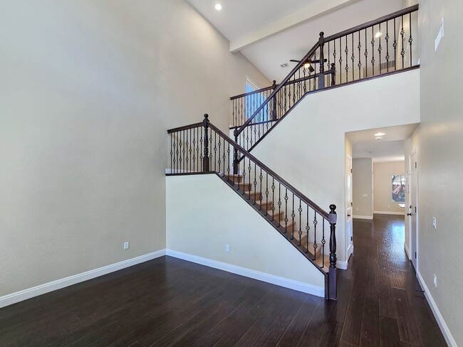 Building Photo - 10667 Harvest Green Way