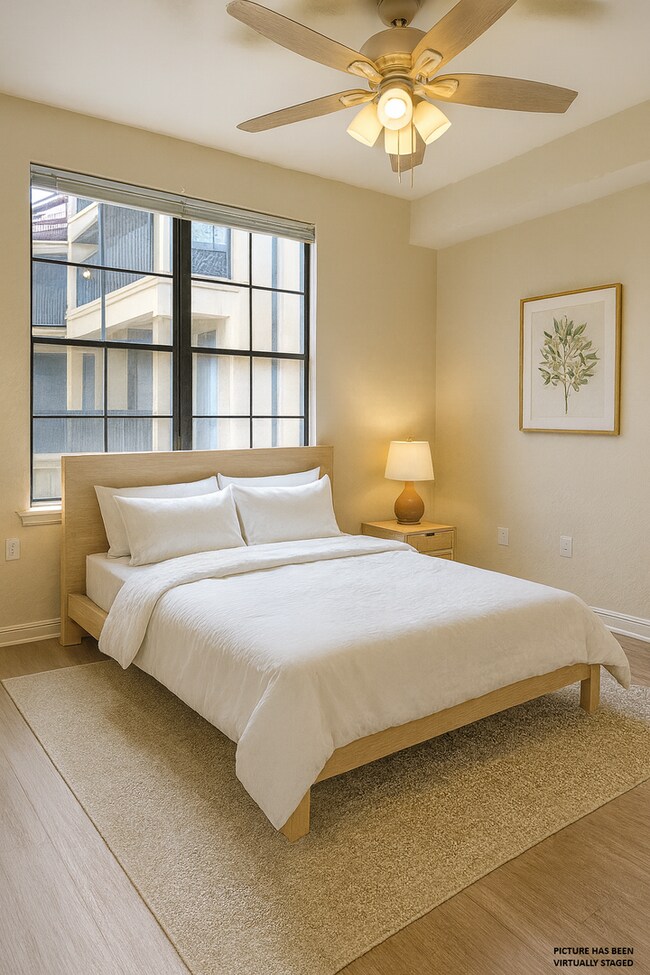 Foto del edificio - 1x1 New Flooring throughout! Spacious and ...