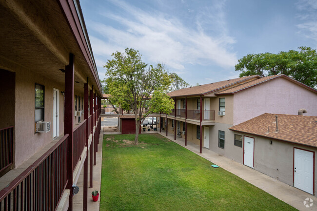 Yucca Flats - Yucca Flats Apartments