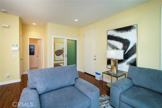 Building Photo - 8090 Cornwall Ct